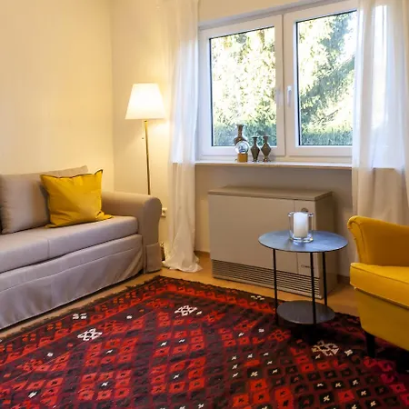 Ruth Apartment